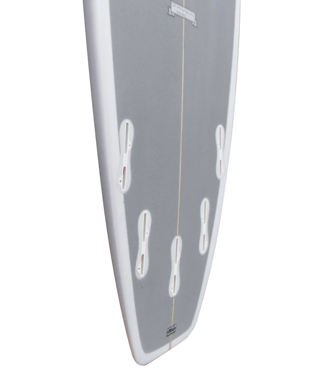 DEATHLESS 'LOVE BUZZ' PU SHORTBOARD - Image 4